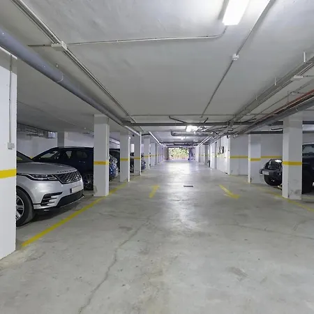 2 Bed Flamingos Daire *