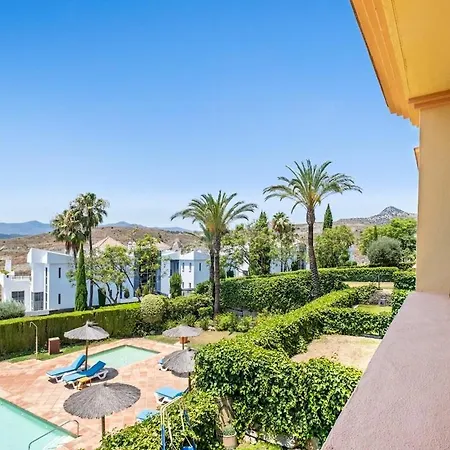 2 Bed Flamingos Lejlighed Estepona
